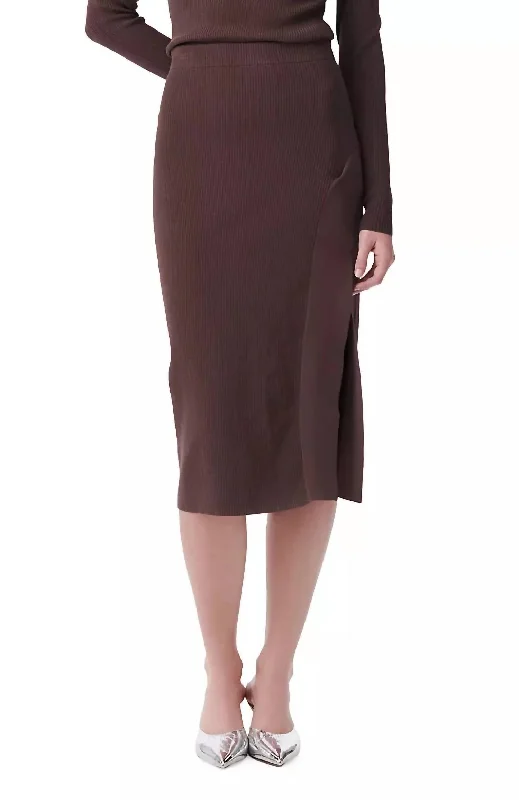 Ayoko Ribbed Midi Skirt In Brown