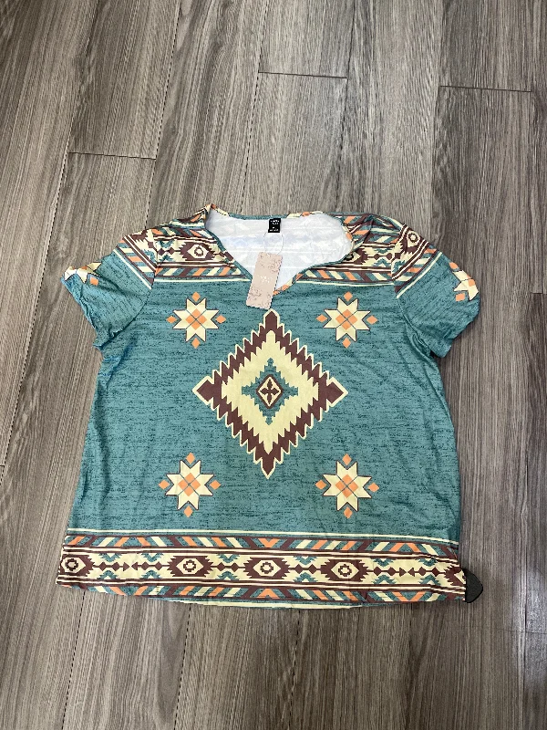 Top Short Sleeve By Clothes Mentor In Green, Size: 2x