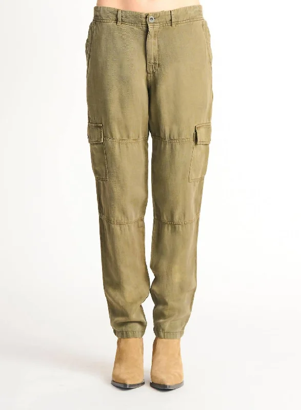 Straight Leg Cargo Pant In Olive